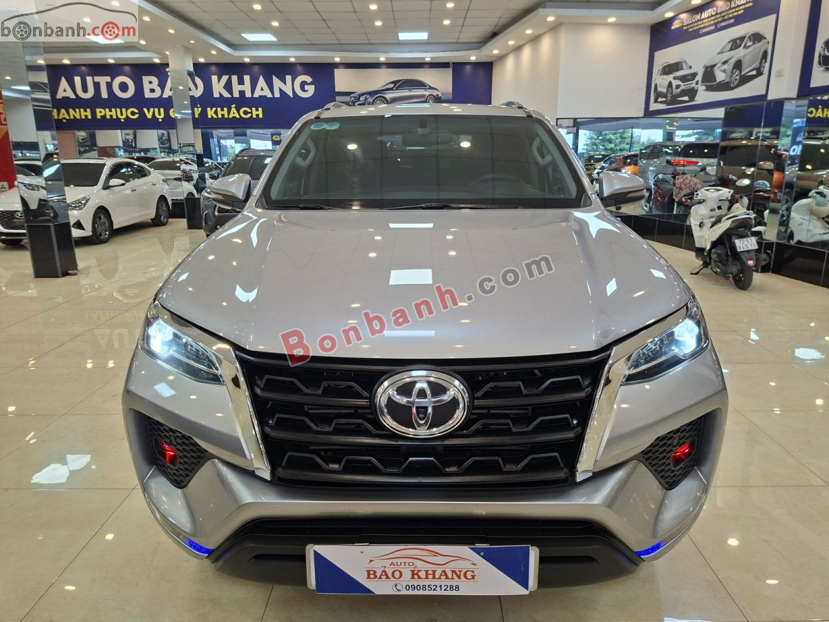 Toyota Fortuner 2.4G 4x2 AT 2021